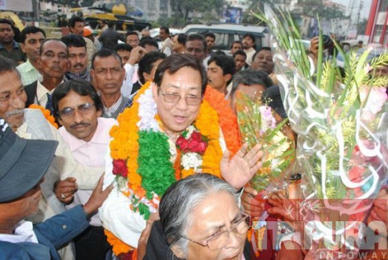 SC stays Birajit Sinha’s 3 months Jail sentence : Birajit’s high profile lawyer Salman Khurshid gets stay order against Tripura HC’s decision, “I do not have to surrender at allâ€, Birajit Sinha talks to TIWN SC stays Birajit Sinha’s 3 months Jail sentence : Birajit’s high profile lawyer Salman Khurshid gets stay order against Tripura HC’s decision, “I do not have to surrender at allâ€, Birajit Sinha talks to TIWN